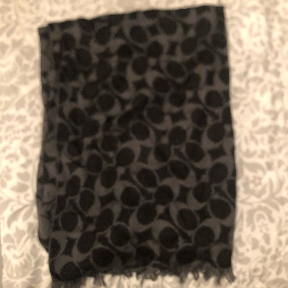Coach Reversible Scarf 🧣
